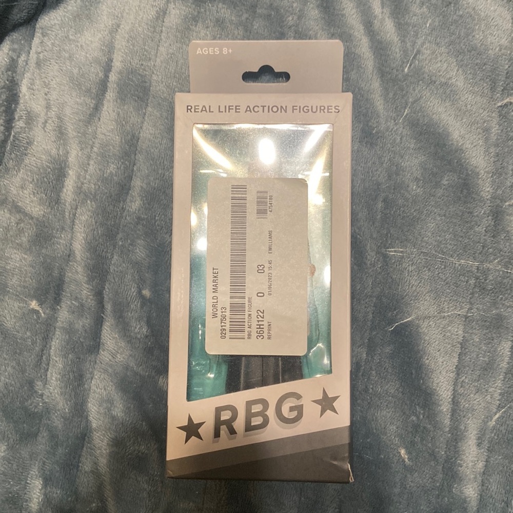 RBG Action Figure - Picture 8 of 10